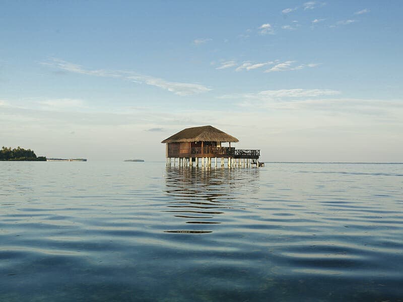 Medhufushi Island Resort: A Serene Escape in the Heart of the Maldives | 1 Night in Beach Villa & 2 Nights in Water Villa