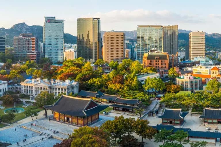 8-Day Korea Winter Ultimate Tour: Seoul, Busan & UNESCO Gyeongju Heritage