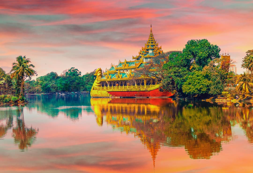Thailand Grand Tour Bangkok's Temples, Chiang Mai's Culture & Phuket's Beaches