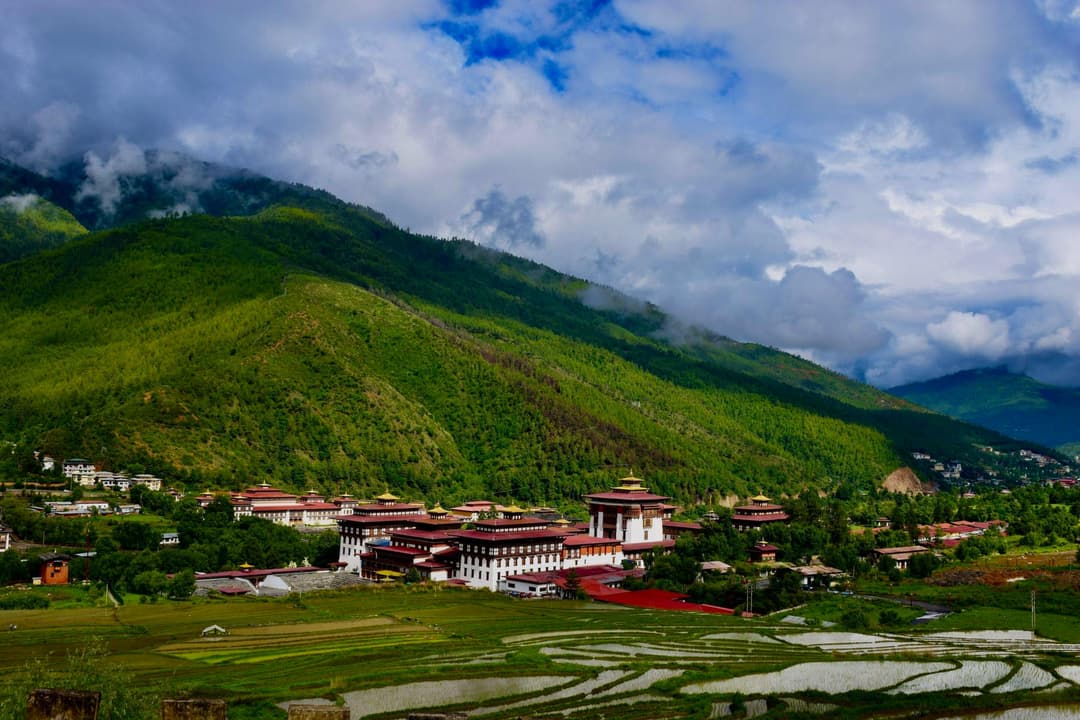 Bhutan Tour Packages 2026 | 8 Days Group Trip at ₹41, 000