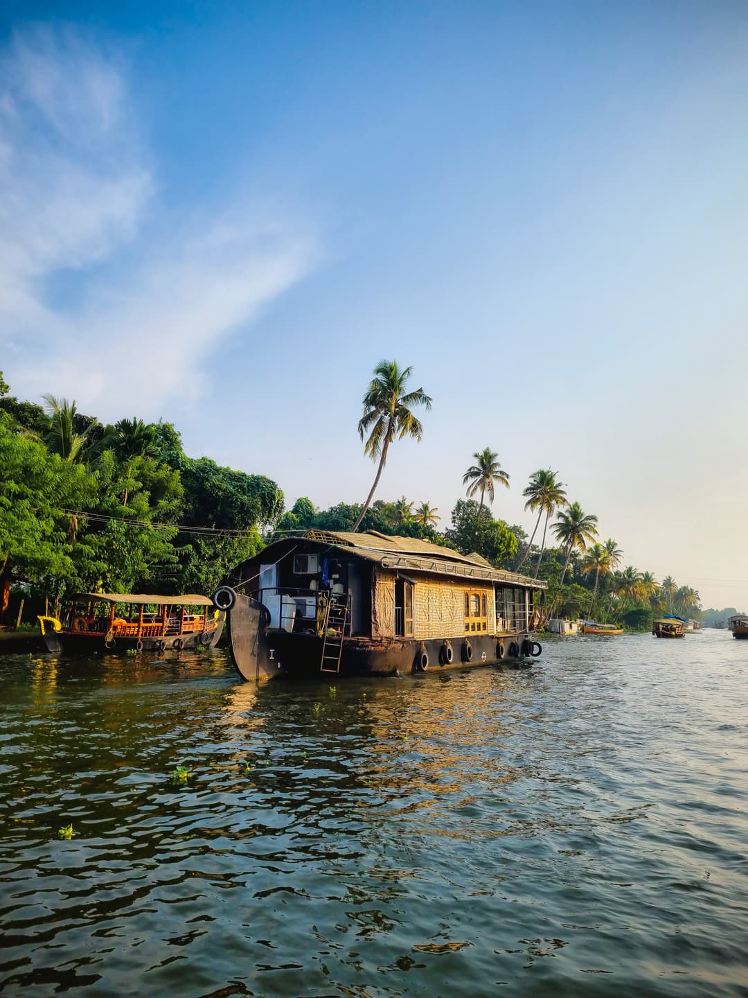 Kerala Honeymoon Package 6 Nights 7 Days | Romantic Tour
