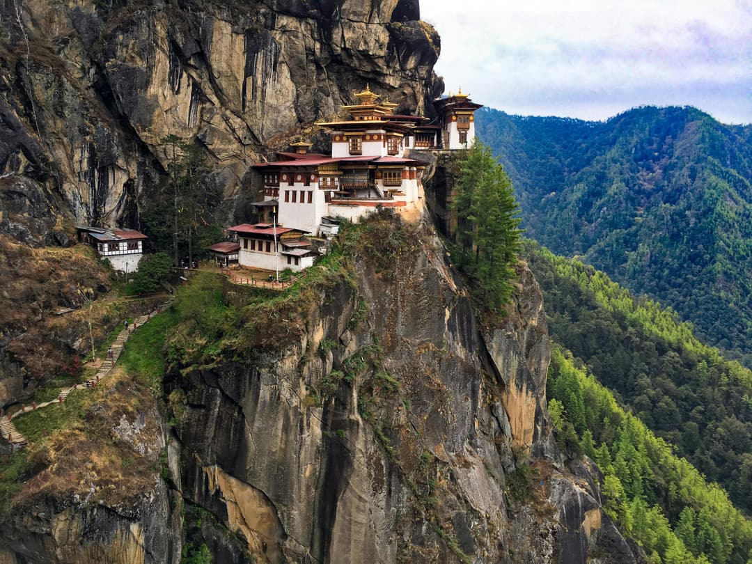 Bhutan Tour Packages 2026 | 8 Days Group Trip at ₹41, 000