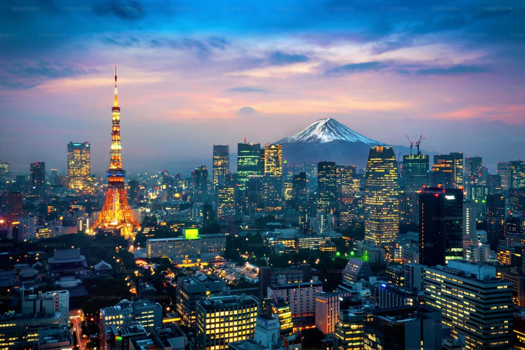 Scenic Journey through Japan | A Blend of Timeless Traditions & Contemporary Marvels