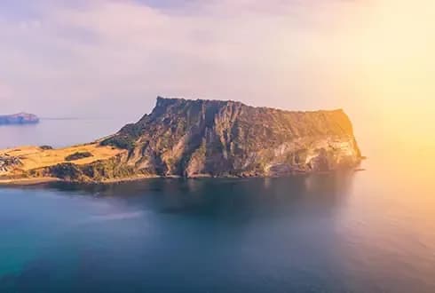 9-Day Ultimate Korea Winter Tour: Seoul, Busan & Jeju Island Discovery