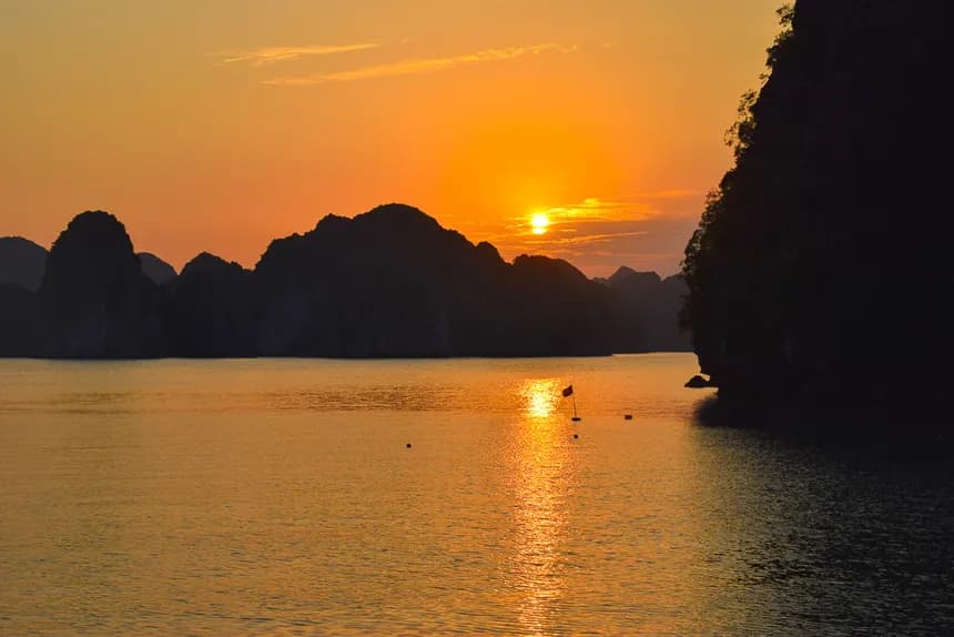 Vietnam Tour 2026 | Best of Hanoi, Ba Na Hills and Phu Quoc