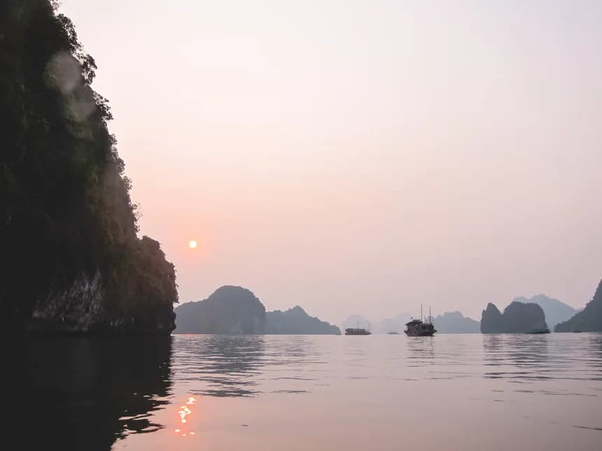 Vietnam 9-Day tour pacakge| Ha Long Bay, Ba Na Hills and Phu Quoc