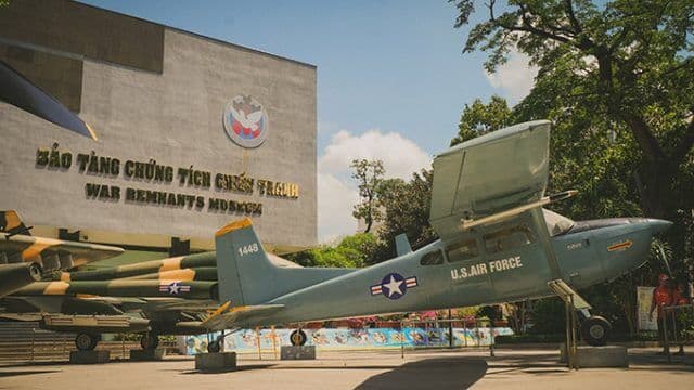 Vietnam Travel Package| Hanoi, Halong Bay and Danang 2026