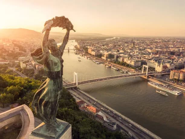 10-Day Grand Central Europe Tour: Prague, Vienna & Budapest