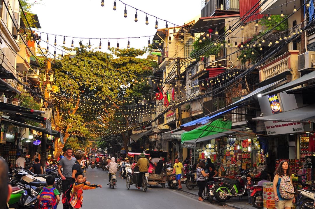 Vietnam Group Tour Package | Hanoi, Phu Quoc & Da Nang