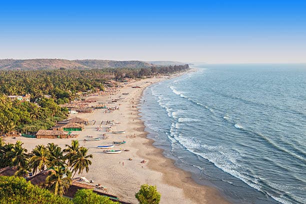 4-Day Goa Group Getaway: North & South Sightseeing with Flights and Full Board