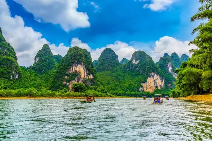 Vietnam Tour 2026 | Best of Hanoi, Ba Na Hills and Phu Quoc