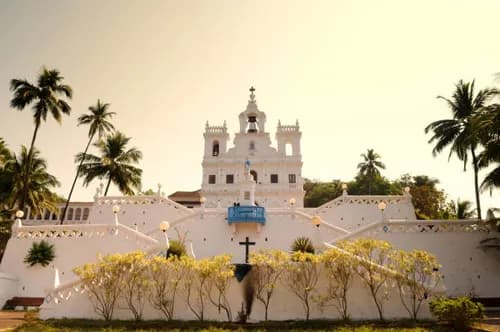 4-Day Ultimate Goa Explorer: North, South & Coastal Wonders (All-Inclusive)