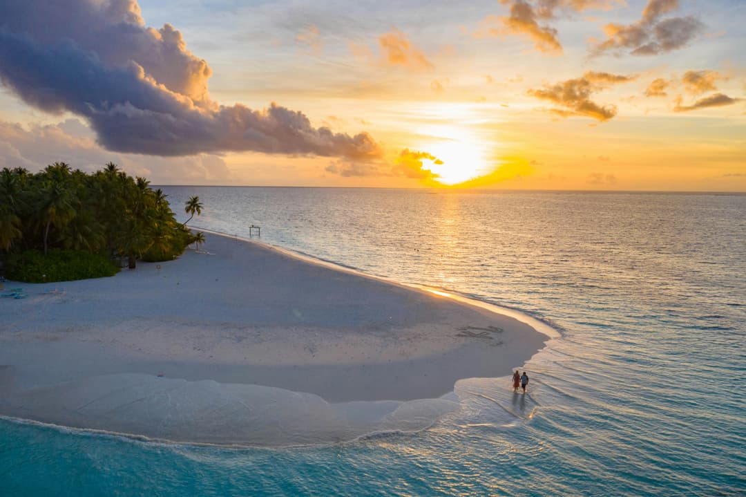 Maldives Tour Package 4 Days 3 Nights Centara Ras Fushi Stay