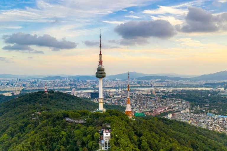 8-Day Korea Winter Ultimate: Seoul, Busan & Jeju Island Private Tour