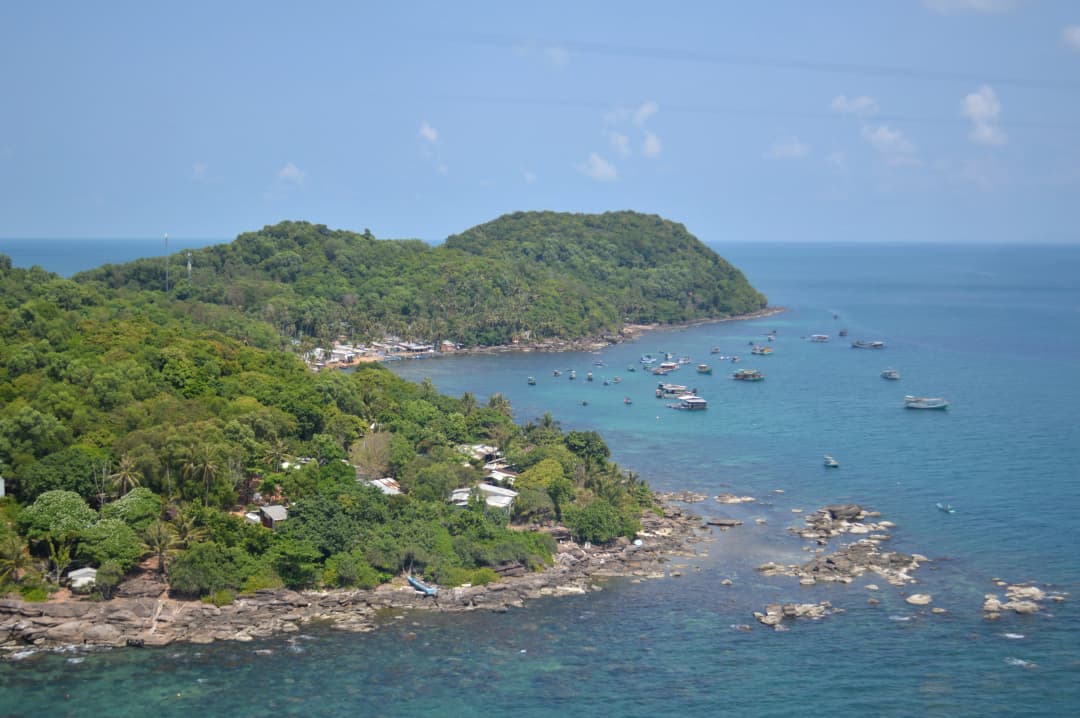 Phu Quoc Tour Package | 5-Day Island & Theme Park Getaway