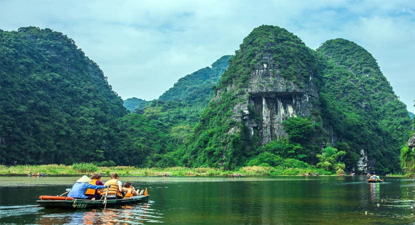 Amazing South Vietnam Tour Package